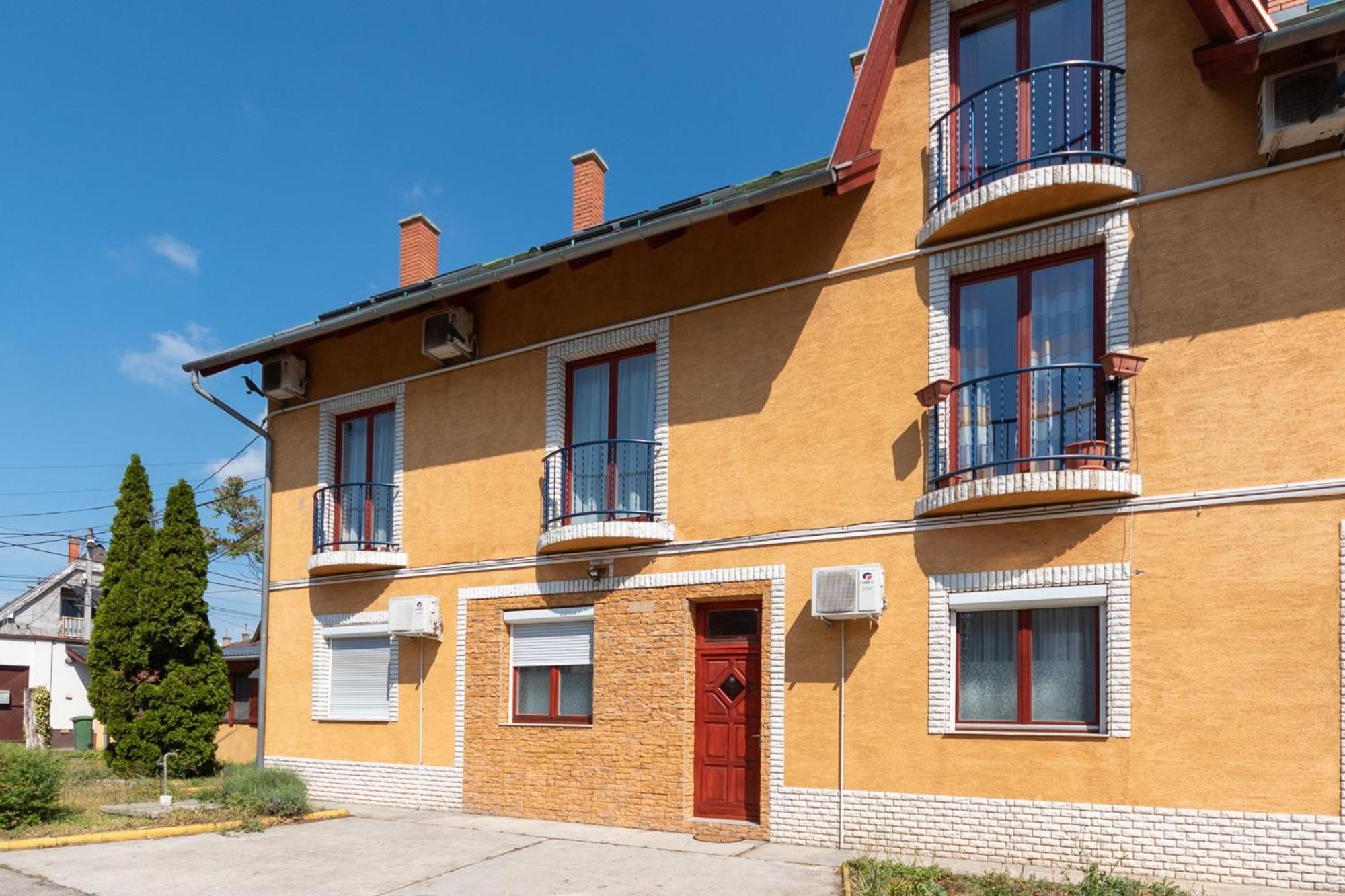 R Apartments Budapest Ngoại thất bức ảnh